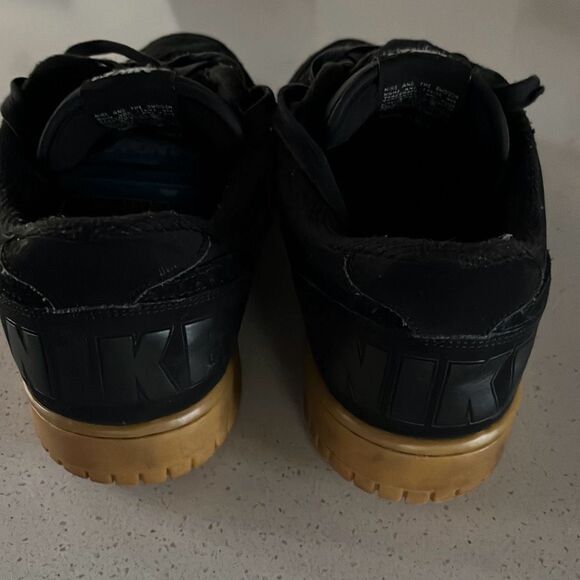 Nike Big Low Lux Men's Shoe Sneaker Size 12 Black Gum - Picture 5 of 11